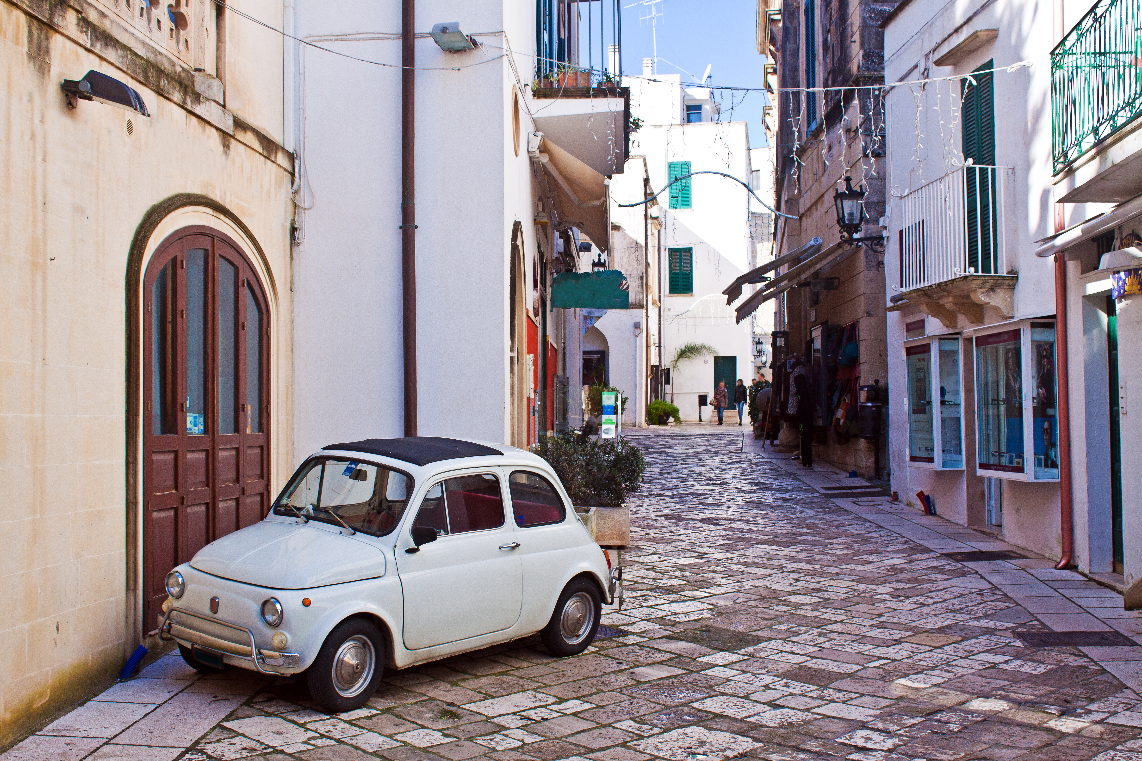 Rental Car Tips While Abroad in Italy