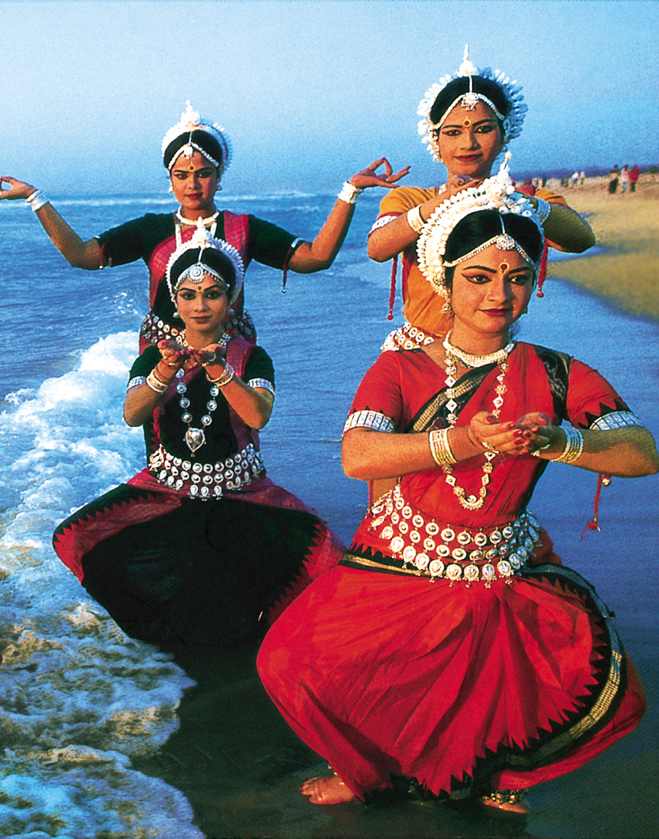 local-dance-traditions-of-india-travel-tips-advice